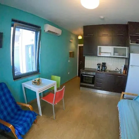 Apartment Spectacular Views In Lovely Home!!! *